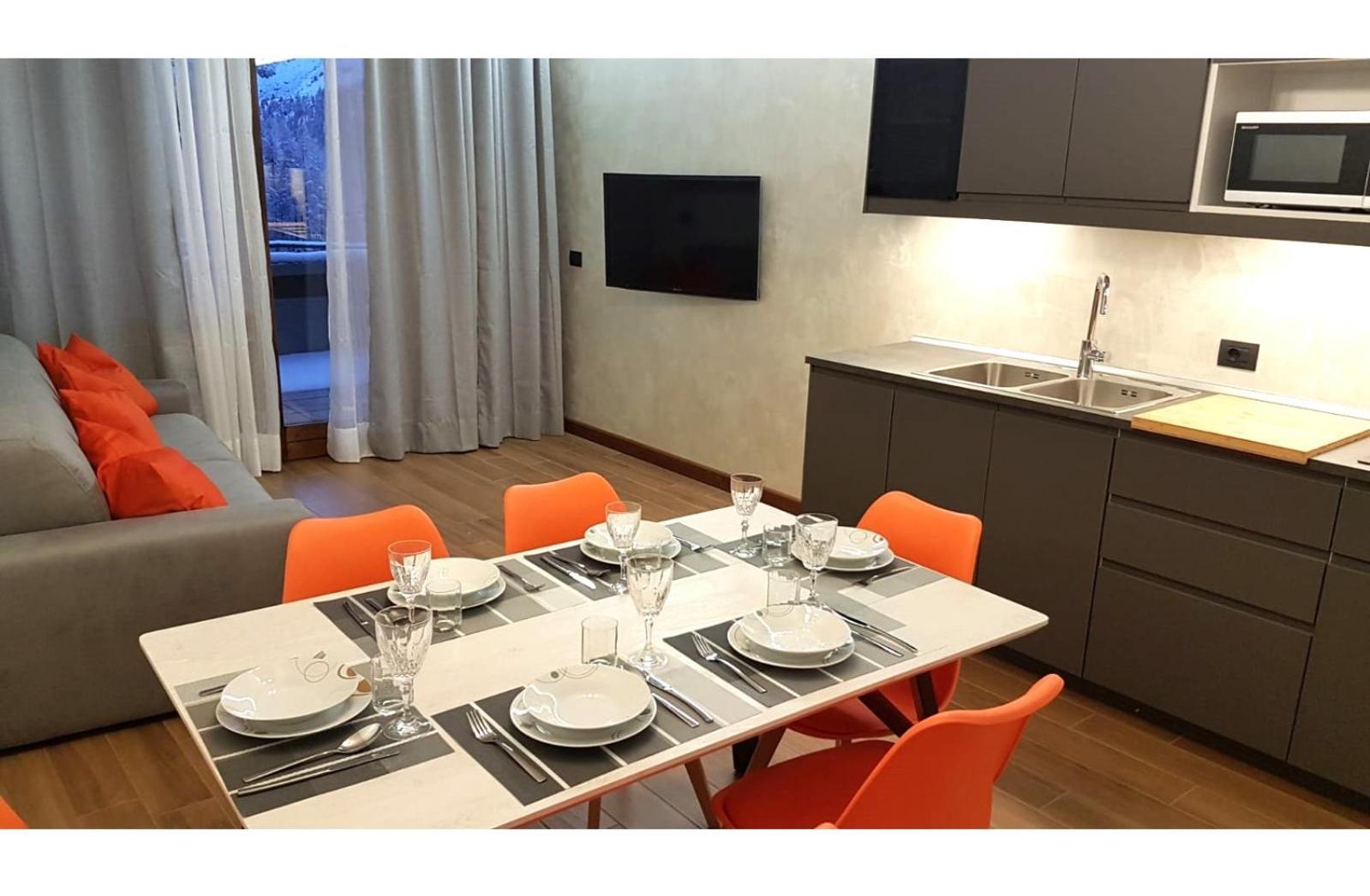 Orange Fox Cervinia Apartment Vda Vacanze In Vetta Cir 0185 Breuil-Cervinia Dış mekan fotoğraf